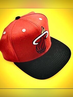 NBA Miami Heat Red Snapback Hat with Tropical Brim